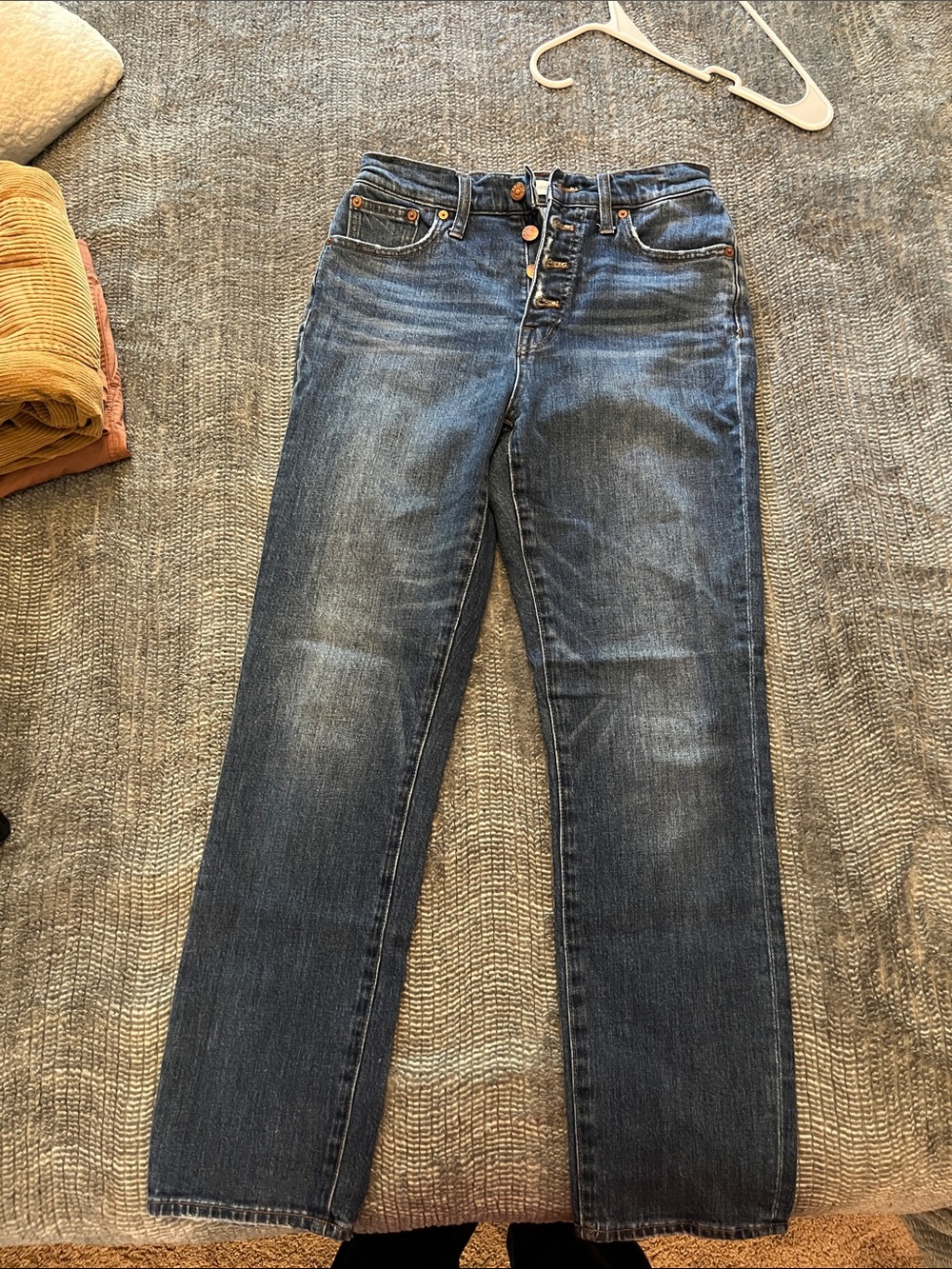 Madewell Women's Straight-Leg Jeans in Dark Blue Wash